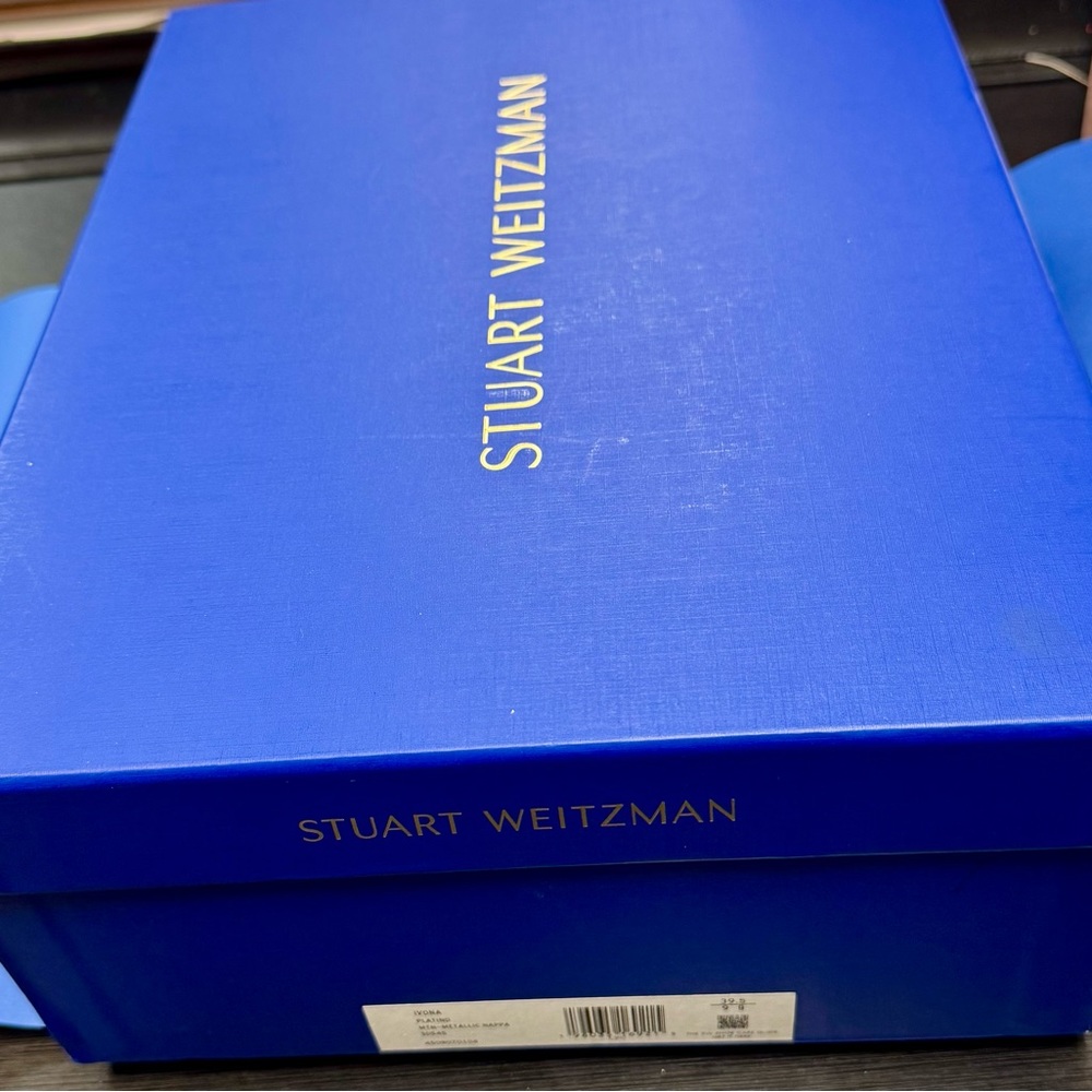 NIB Stuart Weitzman IVONA Sandals, Gold Platino Metallic Nappa, size 9 B (39.5) - Picture 10 of 15